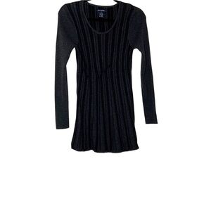 𝅺max EDITION long sleeve sweater dress. Kids Size M